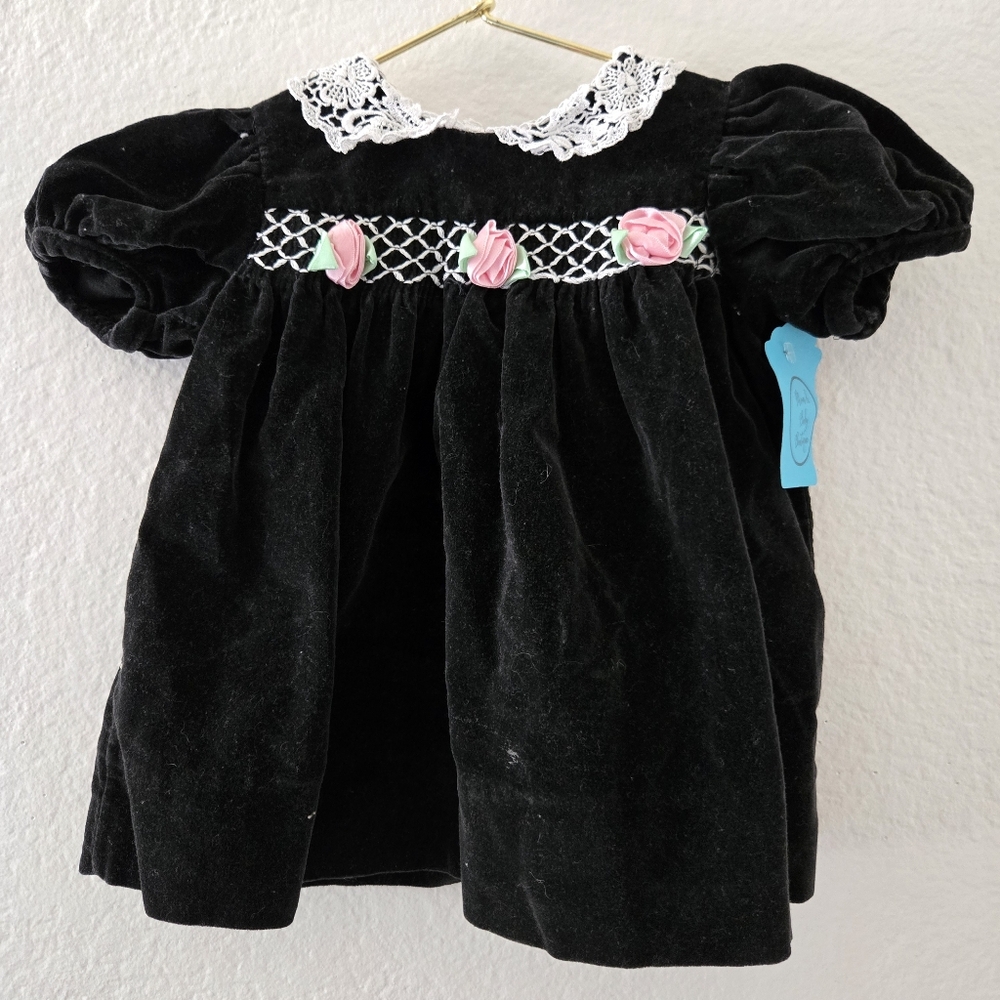 Vintage Black Velvet Baby Dress with Pink Roses And Lace Collar